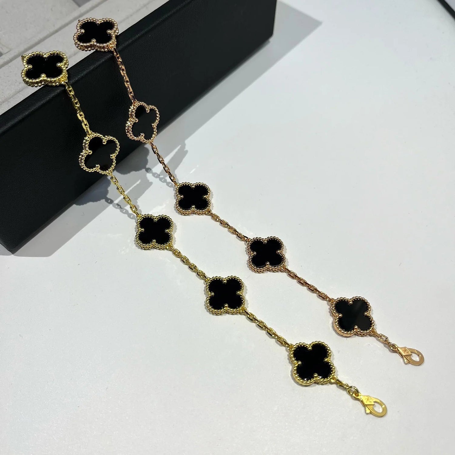 [Loco]New CLOVER 5 MOTIF ONYXS BRACELET COLLECTION