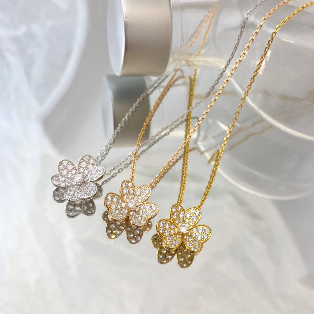 ¡®Loco¡¯FLOWER DIAMOND NECKLACE