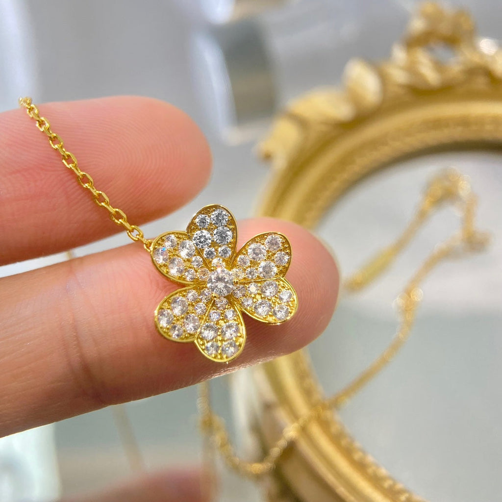 ¡®Loco¡¯FLOWER DIAMOND NECKLACE