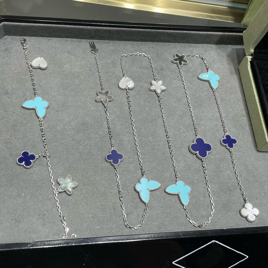 ¡®Loco¡¯LUCKY CLOVER SILVER 11 MOTIF NECKLACE