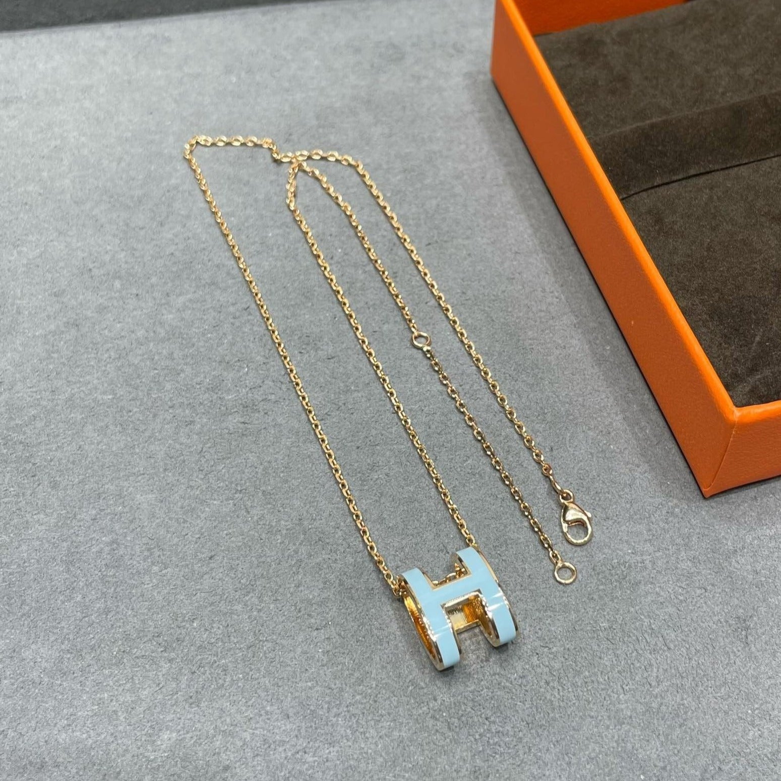 ¡®Loco¡¯POP H SKY BLUE NECKLACE