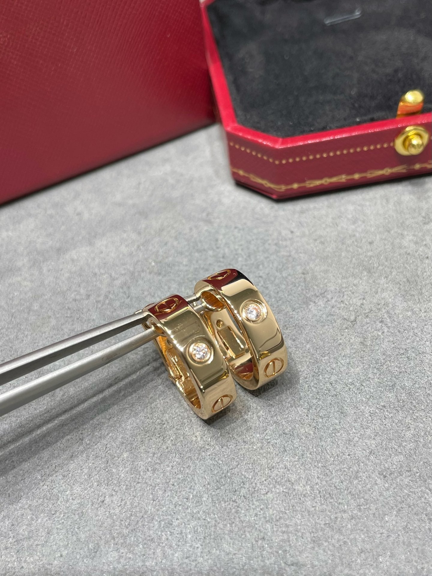 ¡®Loco¡¯LOVE 5.5MM 1 DIAMOND EARRINGS