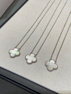¡®Loco¡¯CLOVER MEDIUM SILVER WHITE MOP NECKLACE