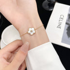 ¡®Loco¡¯LUCKY WHITE MOP PLUM BLOSSOM  BRACELET