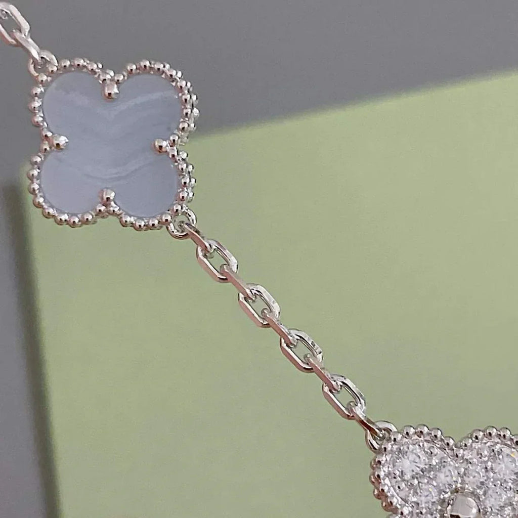 [Loco]New  CLOVER 5 MOTIF PURPLE CHALCEDONY BRACELET COLLECTION