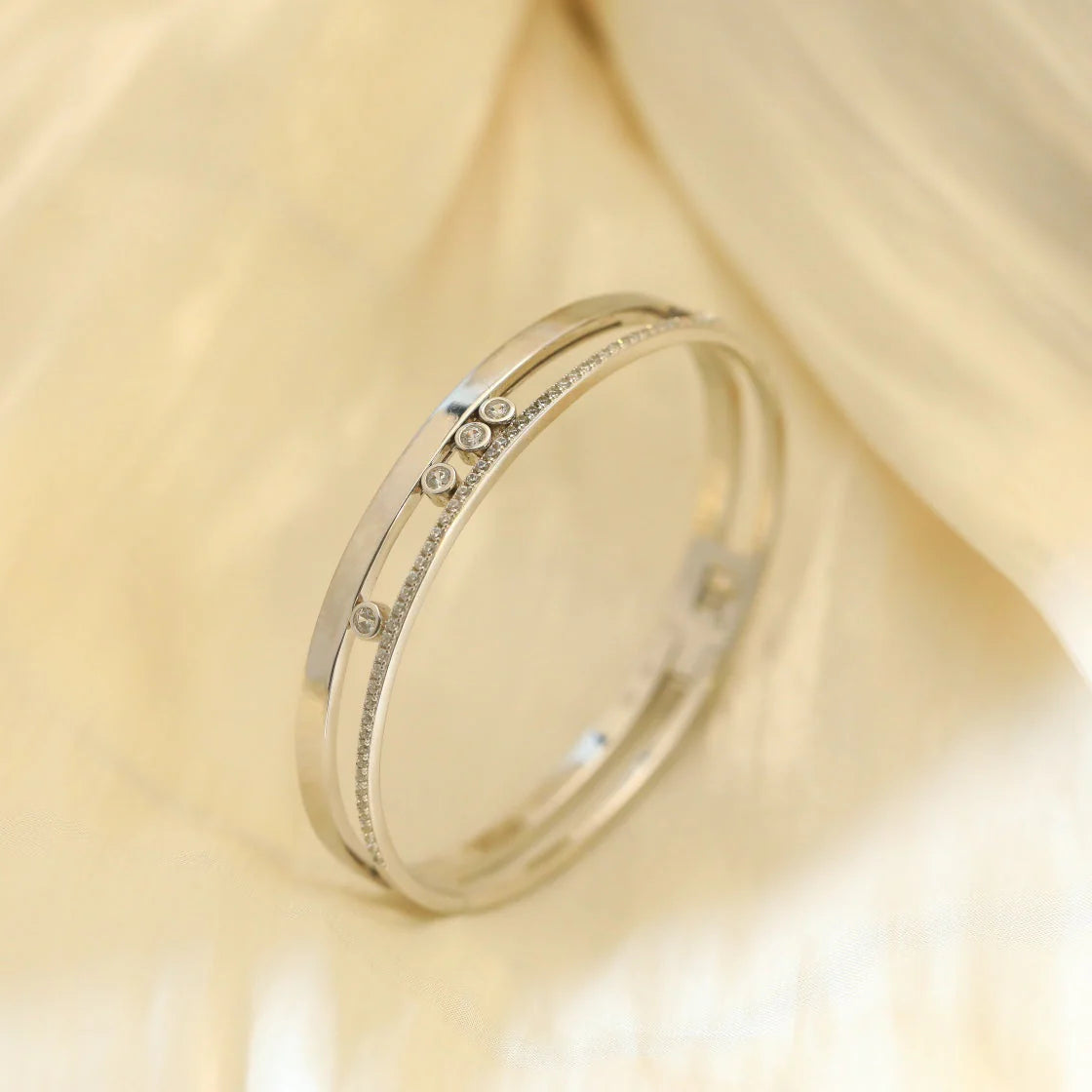 [Loco]Move Romane Diamond Bangle Bracelet