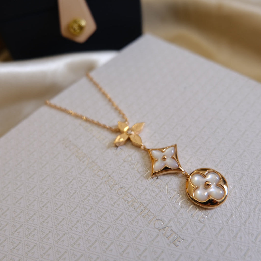 ¡®Loco¡¯COLOR BLOSSOM LARIAT NECKLACE PINK GOLD WHITE MOTHER PEARL AND DIAMOND