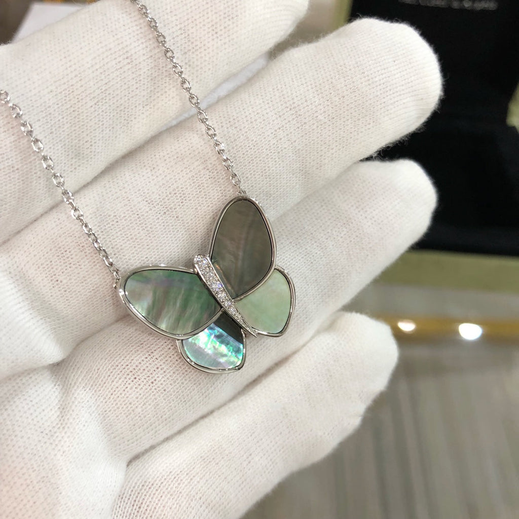 ¡®Loco¡¯LARGE BUTTERFLY SILVER PENDANT DIAMOND NECKLACE